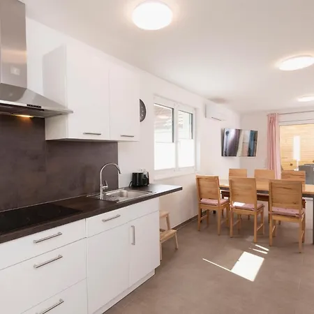 Stoecklin Naehe Europapark Rust Nyaraló *